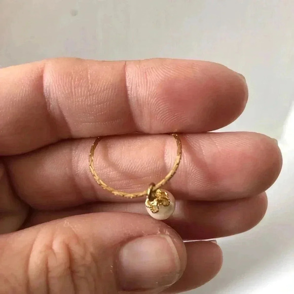 Vtg Goldtone Chain with Single Pearl Pendant - Picture 4 of 7